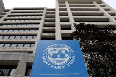 IMF Allows Pakistan to Cut Tax Rates for Salaried Class in Upcoming Budget
